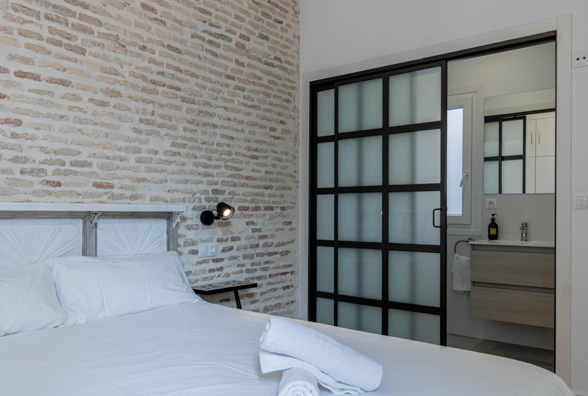 Sepulveda, Moderno Apartamento By Outin Apartment เซบีญา ภายนอก รูปภาพ